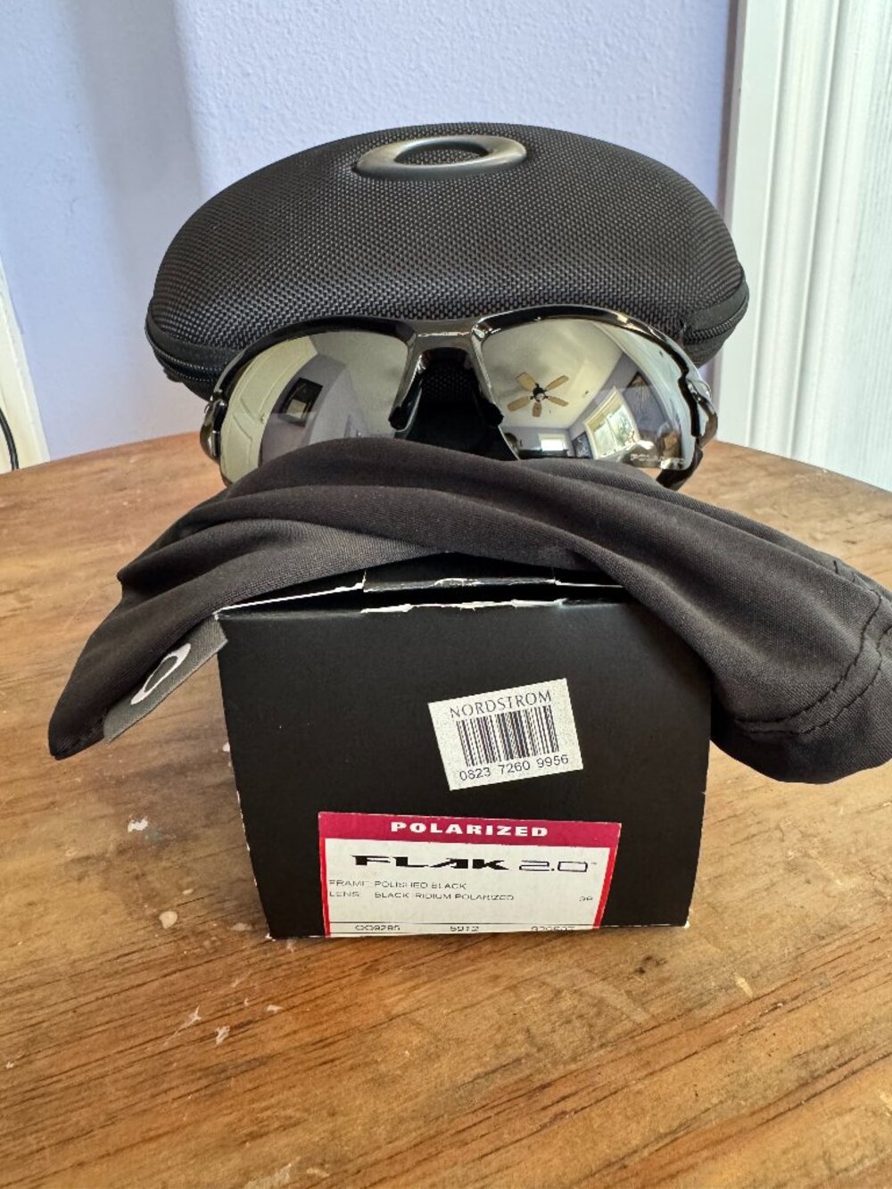 Oakley Flak 2.0 Polarized Lens with Box and case NWOT